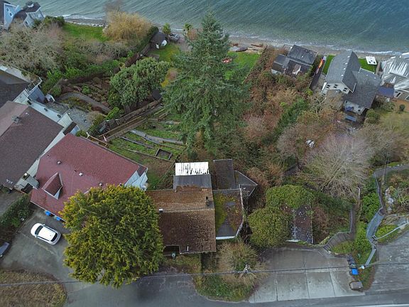 3rd image of 5225 B Sunshine Coast Hwy