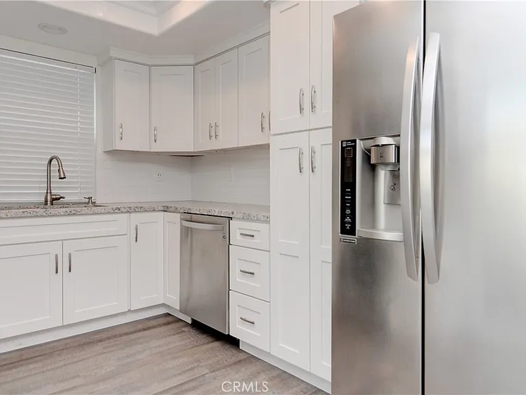 214 Palmer St #B — Photo 6