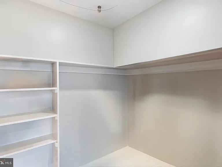 5340 Holmes Run Pkwy #1212 — Photo 15