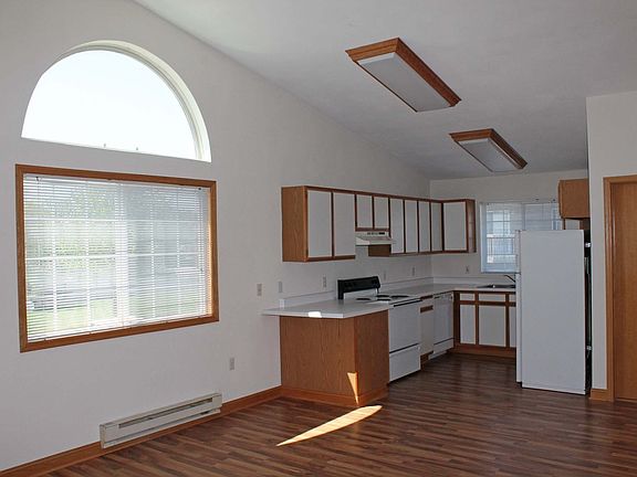 5th image of 3500 Midvale Dr #2