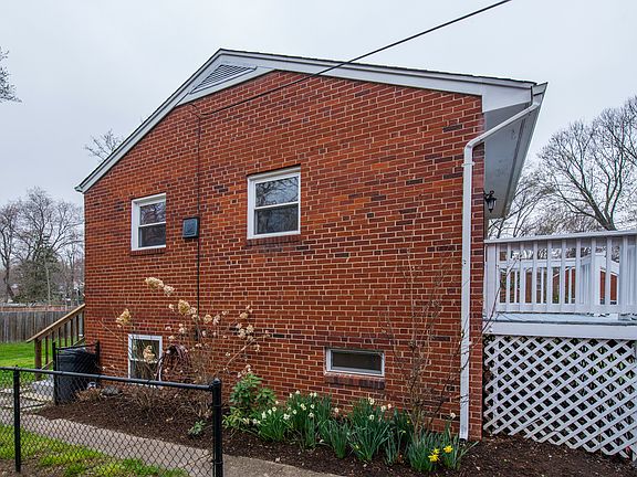 3rd image of 432 Sherrow Ave