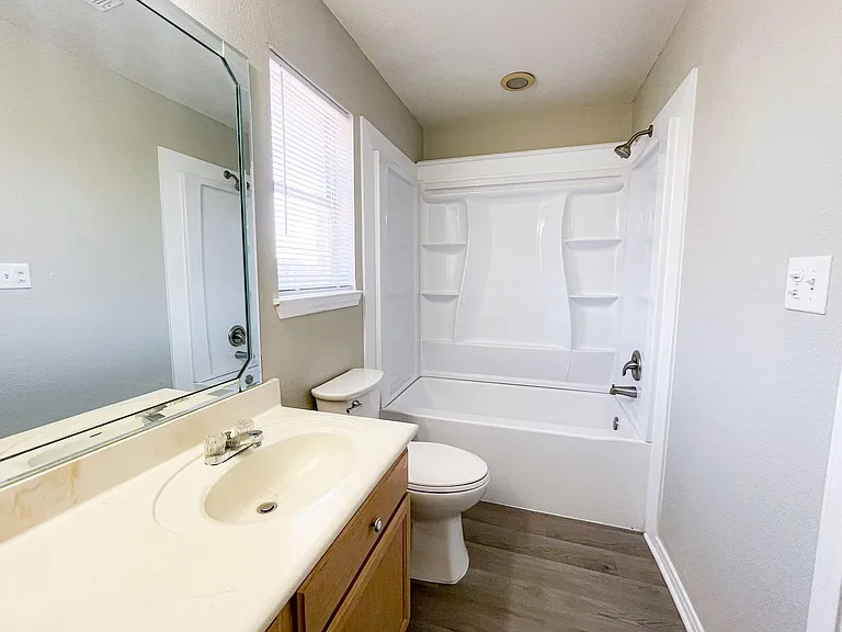 3307 Southhill Dr — Photo 11