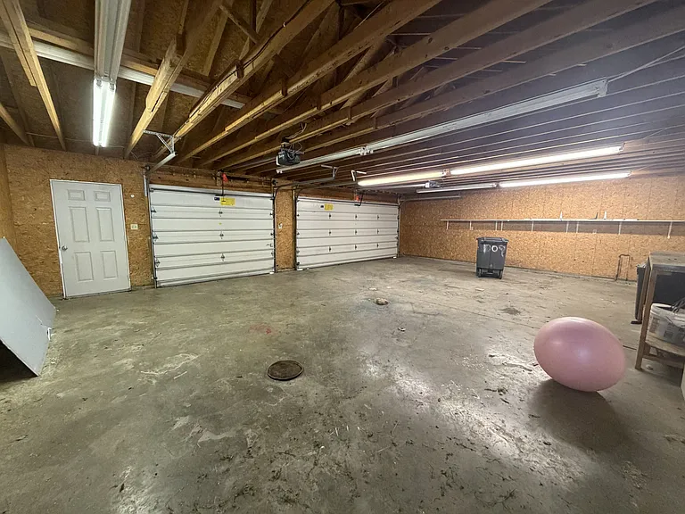 1209 S Armstrong St — Photo 14