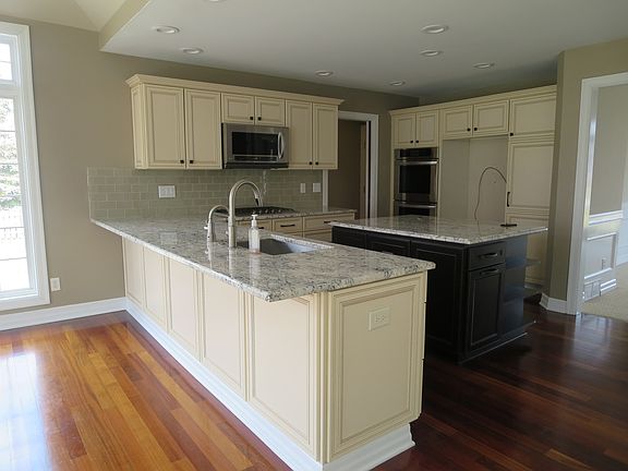 5th image of 5540 Oakfield Ln