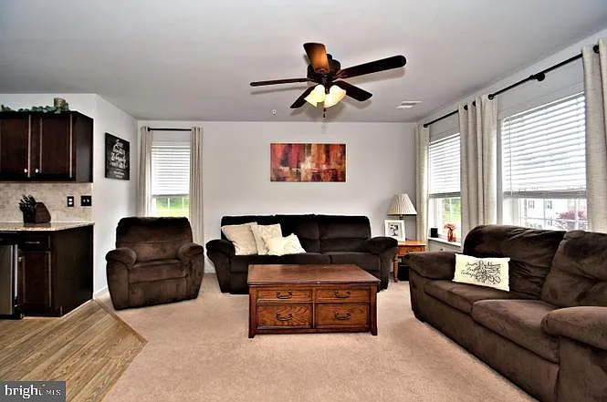 3002 Davenport Way — Photo 5
