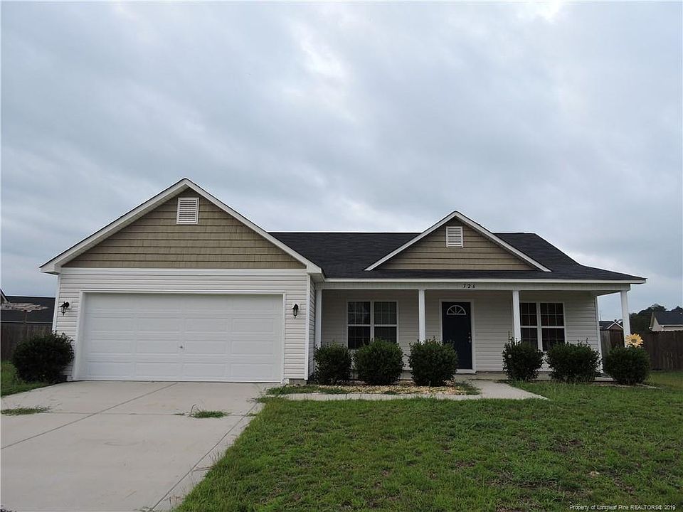 1st image of 326 Roanoke Dr