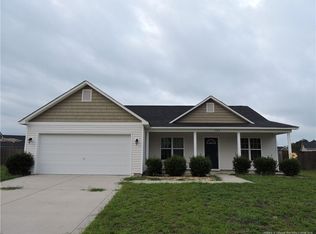 326 Roanoke Dr, Raeford, NC 28376