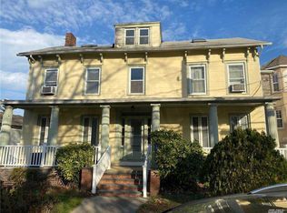 9 3rd Ave, Pt Washington, NY 11050