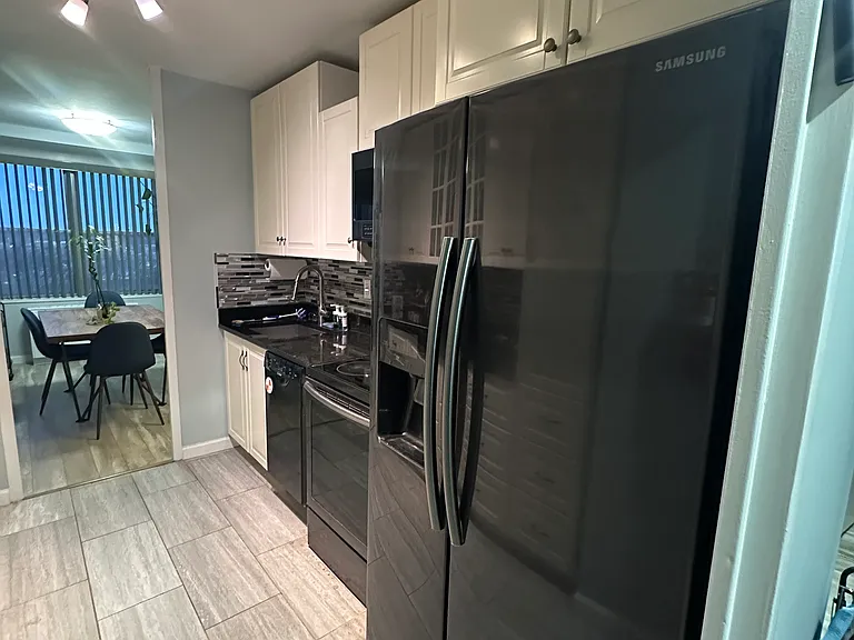 301 Beech St #9D — Photo 16