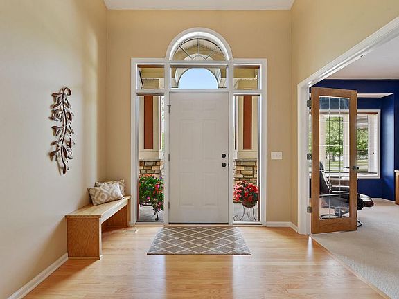 5th image of 8448 Hidden Ponds Way