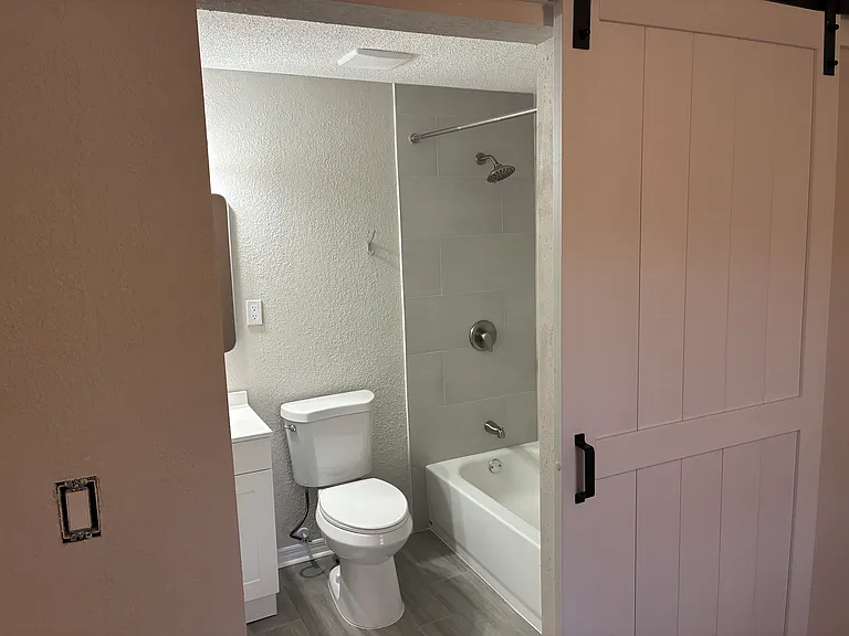 308 Bonnlyn Dr — Photo 13