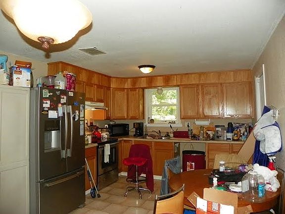 2nd image of 257 Price Dr