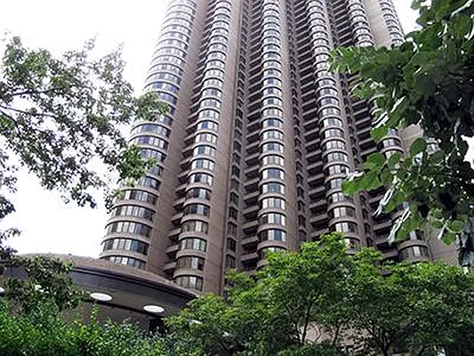 Rented by R New York | media 23