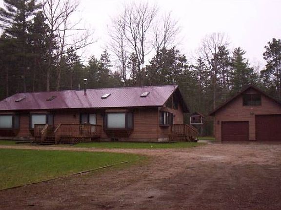 front of house and garage