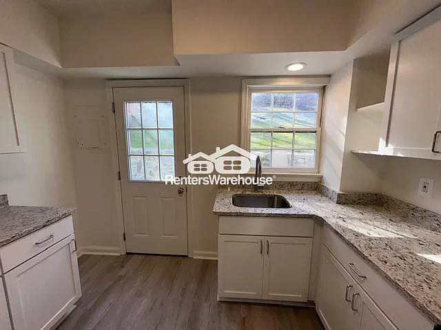 8521 Main St — Photo 6