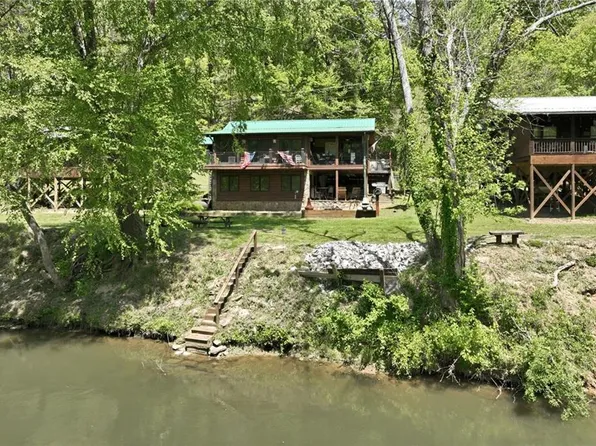 160 Megan Dr, Cleveland, GA 30528