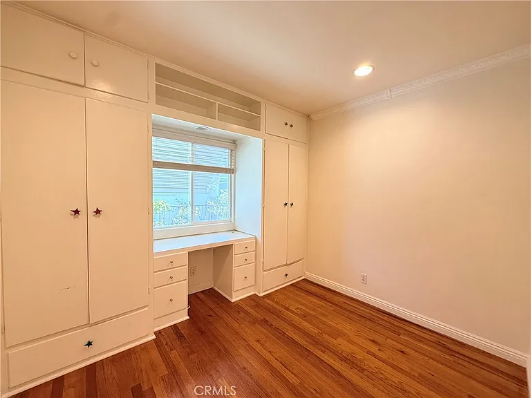 1036 S Hidalgo Ave — Photo 16