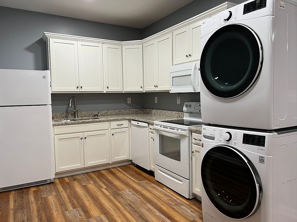1st image of 202 N Brewer St #5
