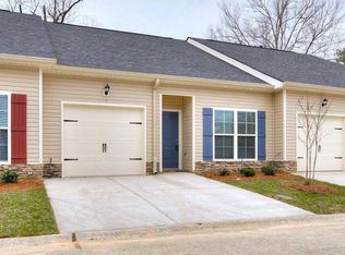 346 Bordeaux Dr, Thomson, GA 30824