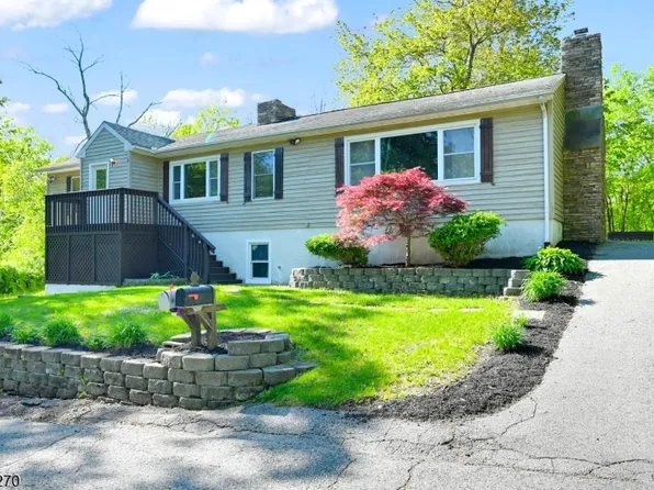 1 Norwood Rd, West Milford Twp., NJ 07421