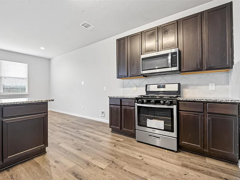 4818 Blue Jacaranda Way — Photo 12