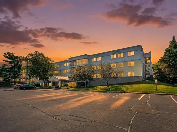 122 Demont Ave E APT 362, Little Canada, MN 55117