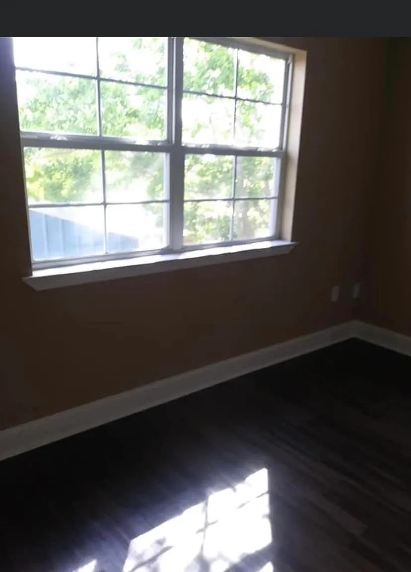 1 bed, 800 sqft, $960 — Photo 2