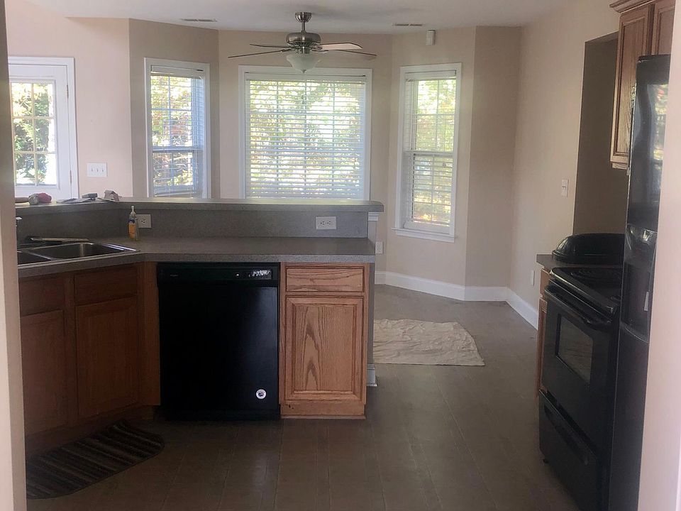 2nd image of 2409 Payton Dr
