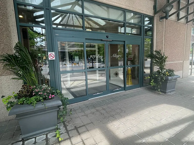909 Bay St #2108 — Photo 3