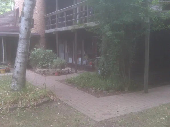 1202 Traver Rd, Ann Arbor, MI 48105