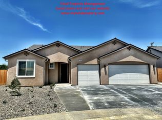 1964 Chancellor Ave, Tulare, CA 93274
