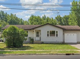 535 W Main St, Reedsburg, WI 53959