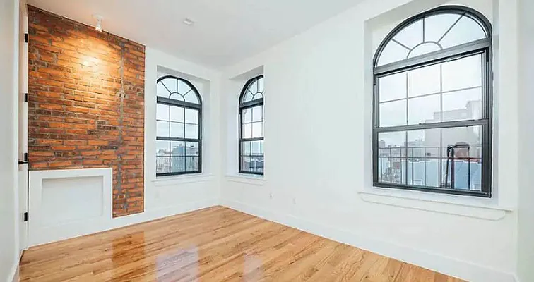 Rented by Doorway NYC, LLC | media 12