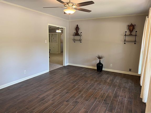 4th image of 1309 Donaghey Ave