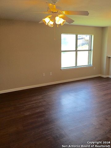 1st image of 10303 Hunters Pond