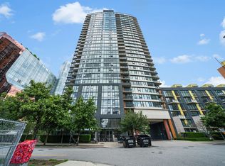 33 Smithe St #703, Vancouver, BC