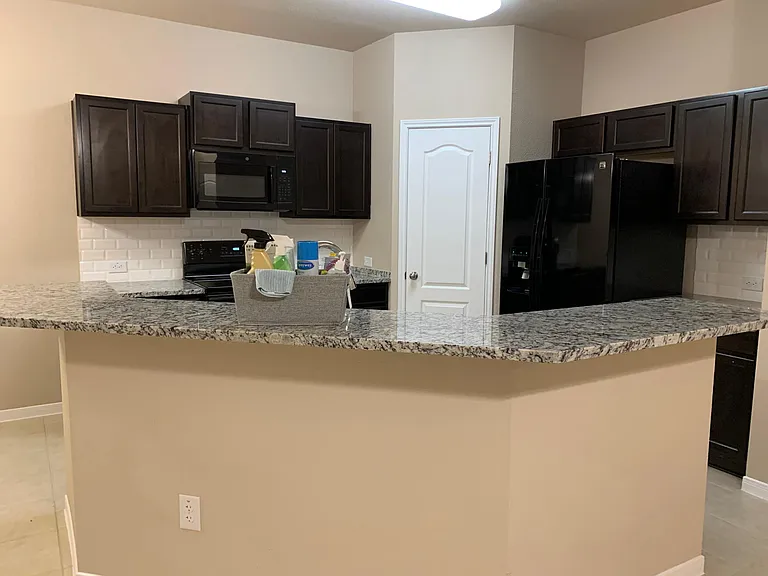 2406 Petersburg Ln — Photo 19