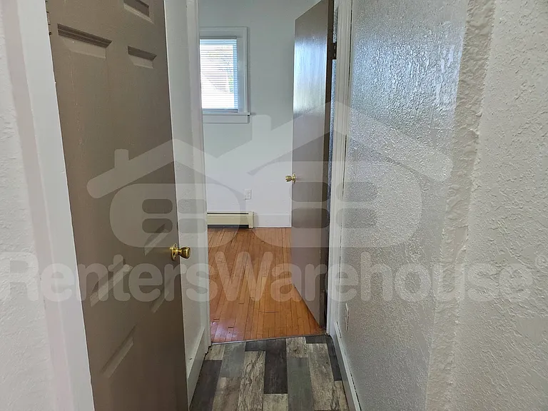 112 5th St S #1 — Photo 26