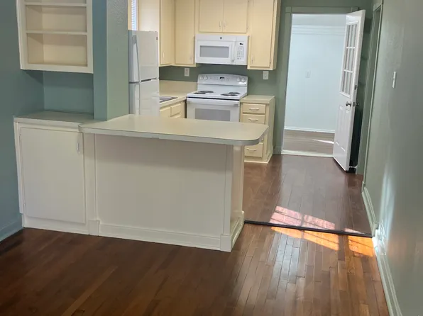 312 S Carroll Blvd #1/2, Denton, TX 76201