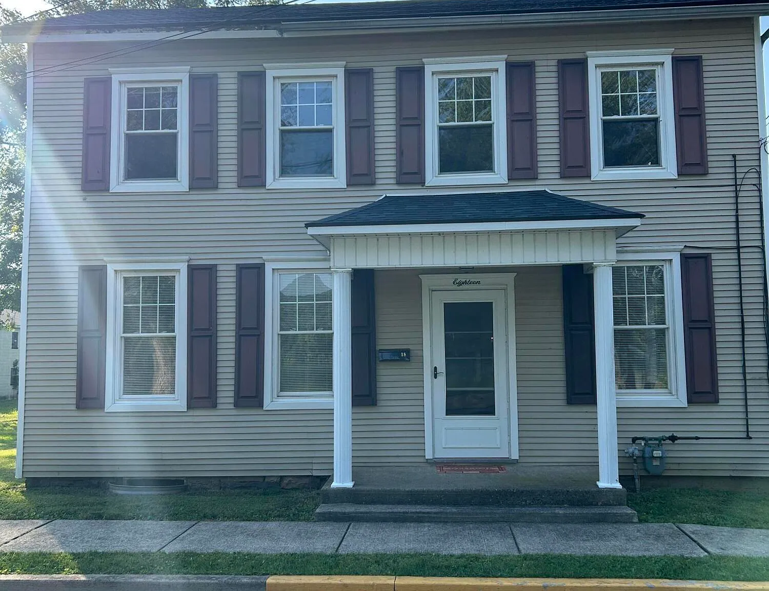 1 bed, 900 sqft, $1,000 — Photo 1