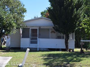 240 E St, Lake Wales, FL 33853