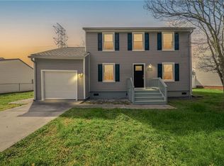 3713 Woodmere Dr, Portsmouth, VA 23703