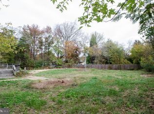 6411 Pickett St, Alexandria, VA 22306