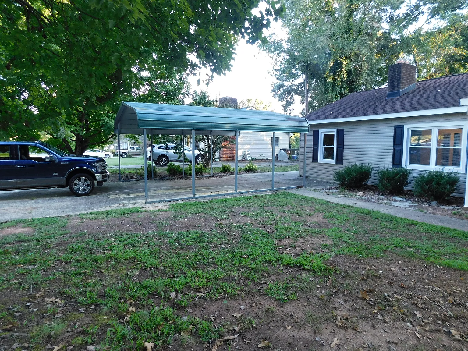 4 bed, 1604 sqft, $2,200 — Photo 2