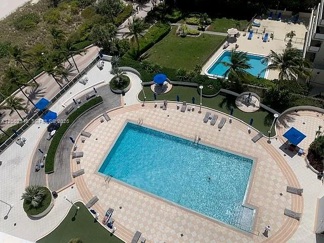 100 Lincoln Rd #927 — Photo 34