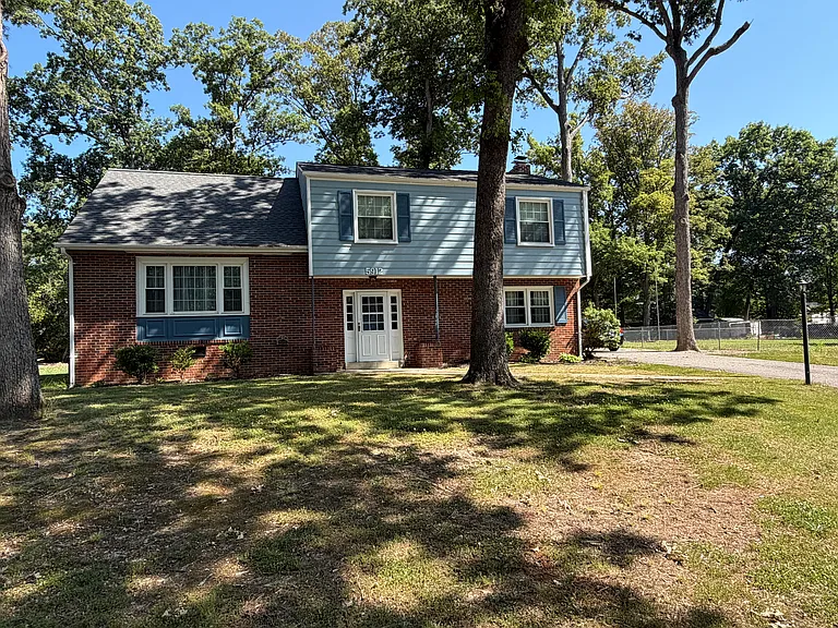 5912 Dunnshire Rd — Photo 1