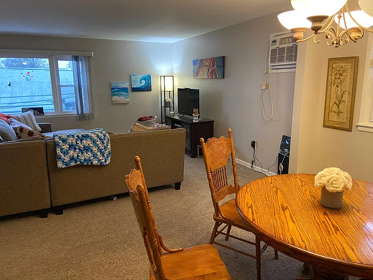 44 E 52nd St #2 — Photo 7