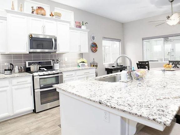 5th image of 9219 Almond Creek Dr