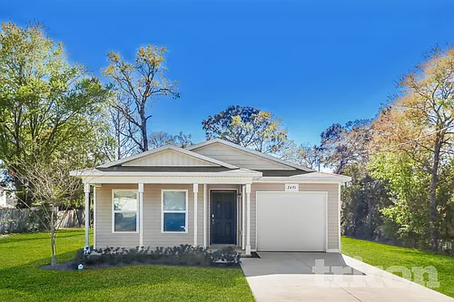 2491 Stanton Ave Photo 1