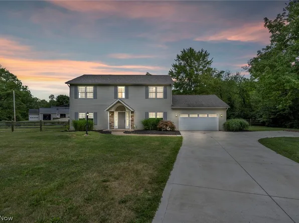 462 Columbia Rd, Valley City, OH 44280